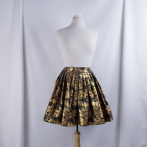 Forest Green & Gold Pleated Skirt, Pockets - Picture 2 of 4